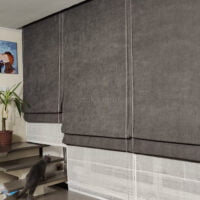 Римська-штора-Джусі-велюр-атрацитовий-1